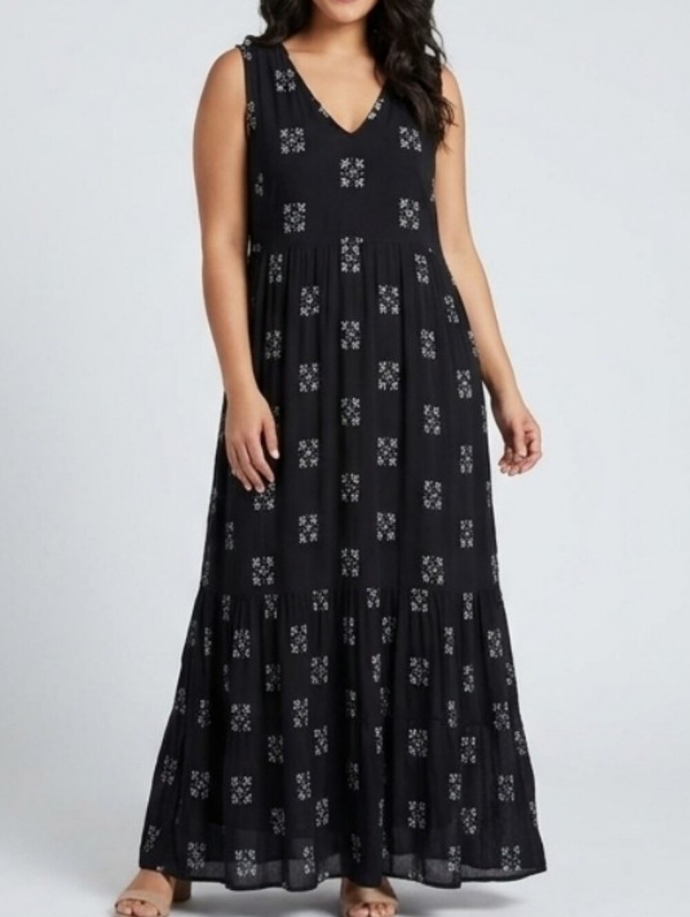 Universal Thread Sleeveless Black Floral Maxi Dress Elegant VNeck Everyday Style